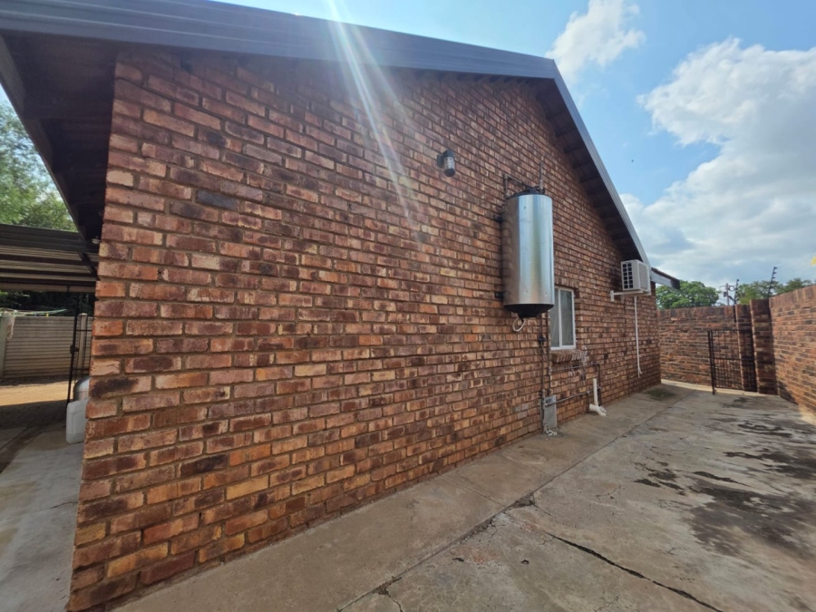 3 Bedroom Property for Sale in New Park Northern Cape
